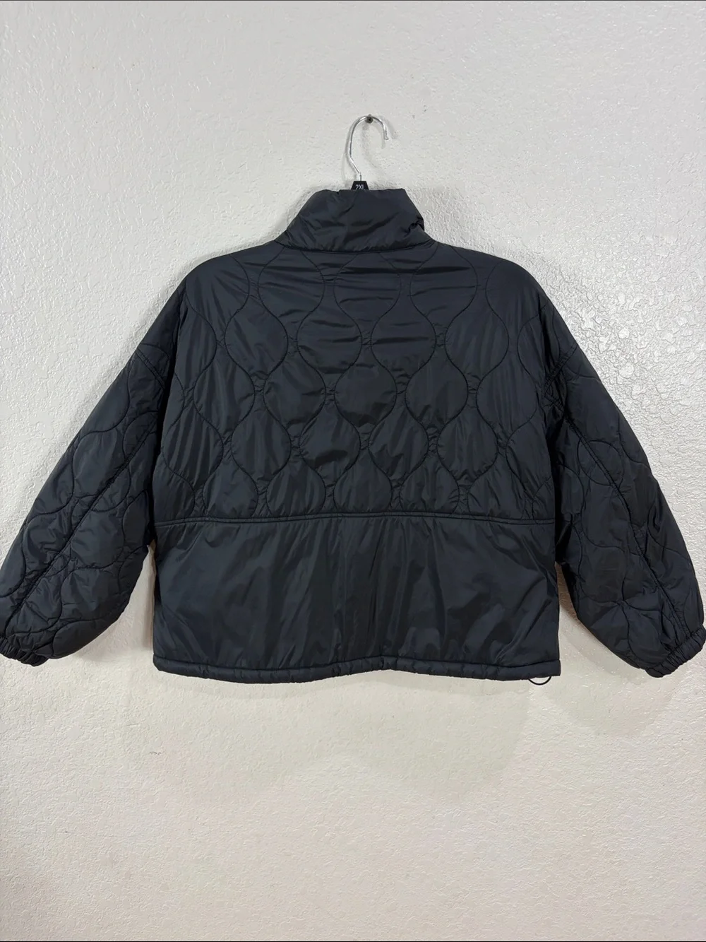 Old Navy Packable water-Resistant,size L Black Quilted Puffer Jacket